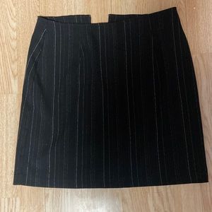 Pinstripe skirt size 9/10